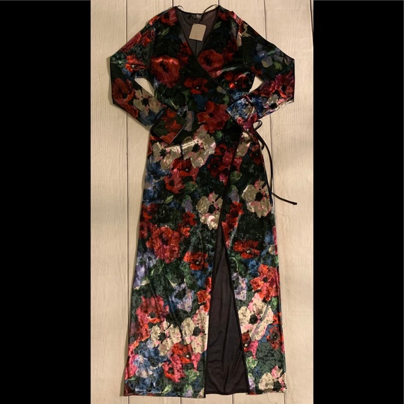 NWT Zara Size Medium Green Velvet Maxi Wrap Dress - Picture 10 of 10